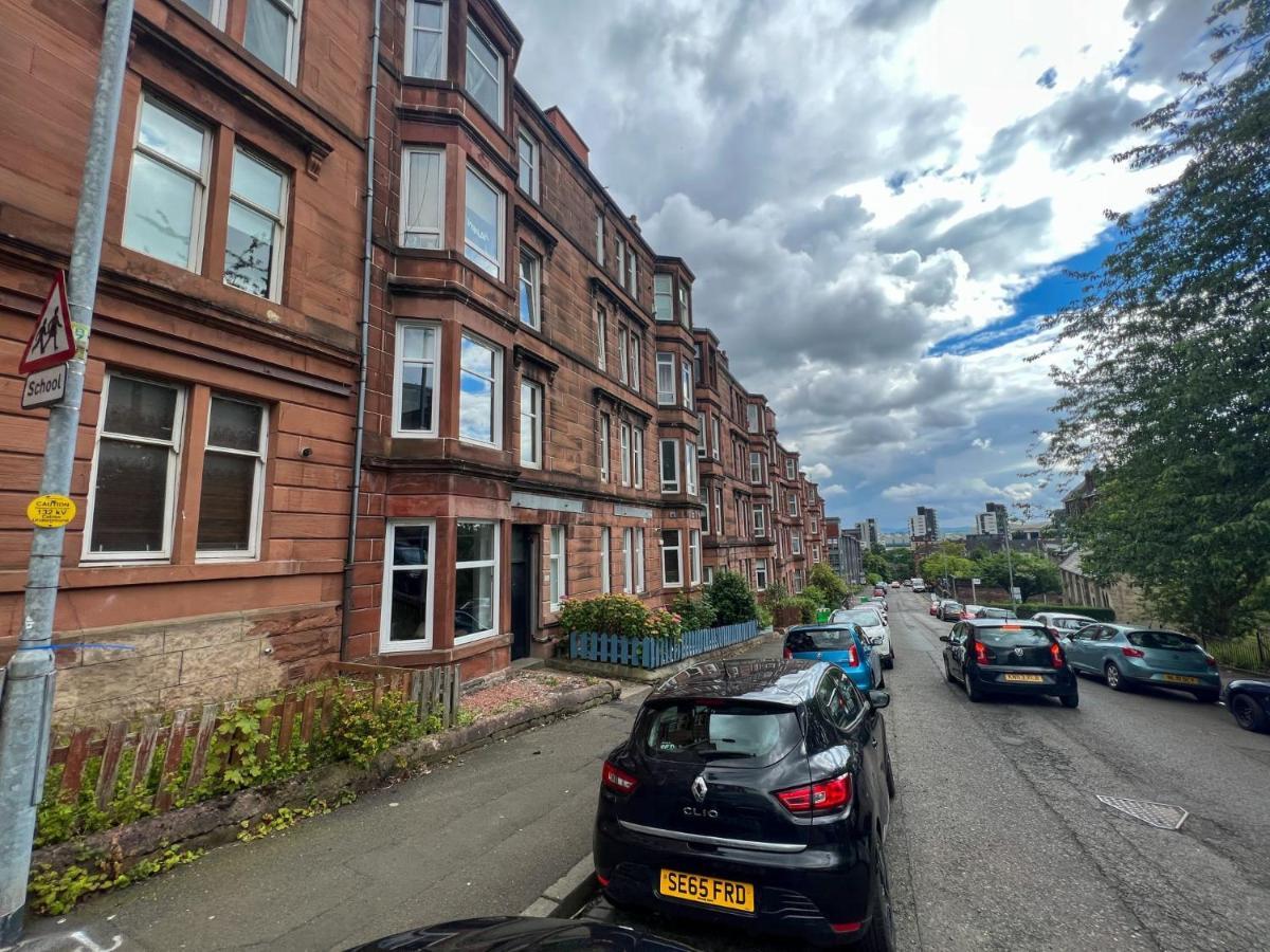 グラスゴーModern 1Br West End Flatアパートメント エクステリア 写真
